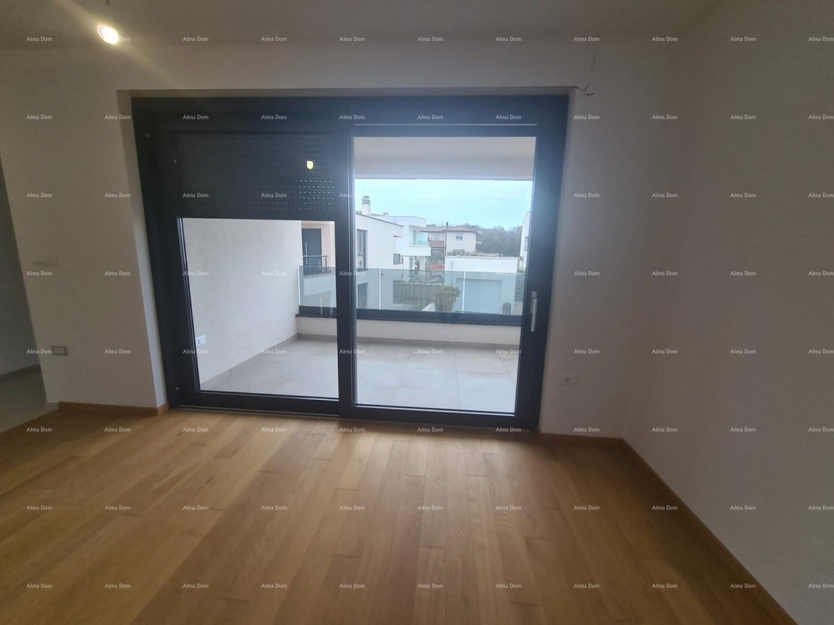 Продается современная, новая квартира с парковочным местом - Лижнян! 4