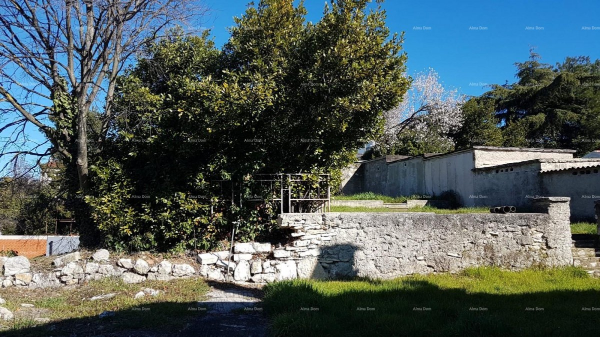 Pula!  Kuća s dva stana i velikim vrtom. Blizina Mup-a. 4