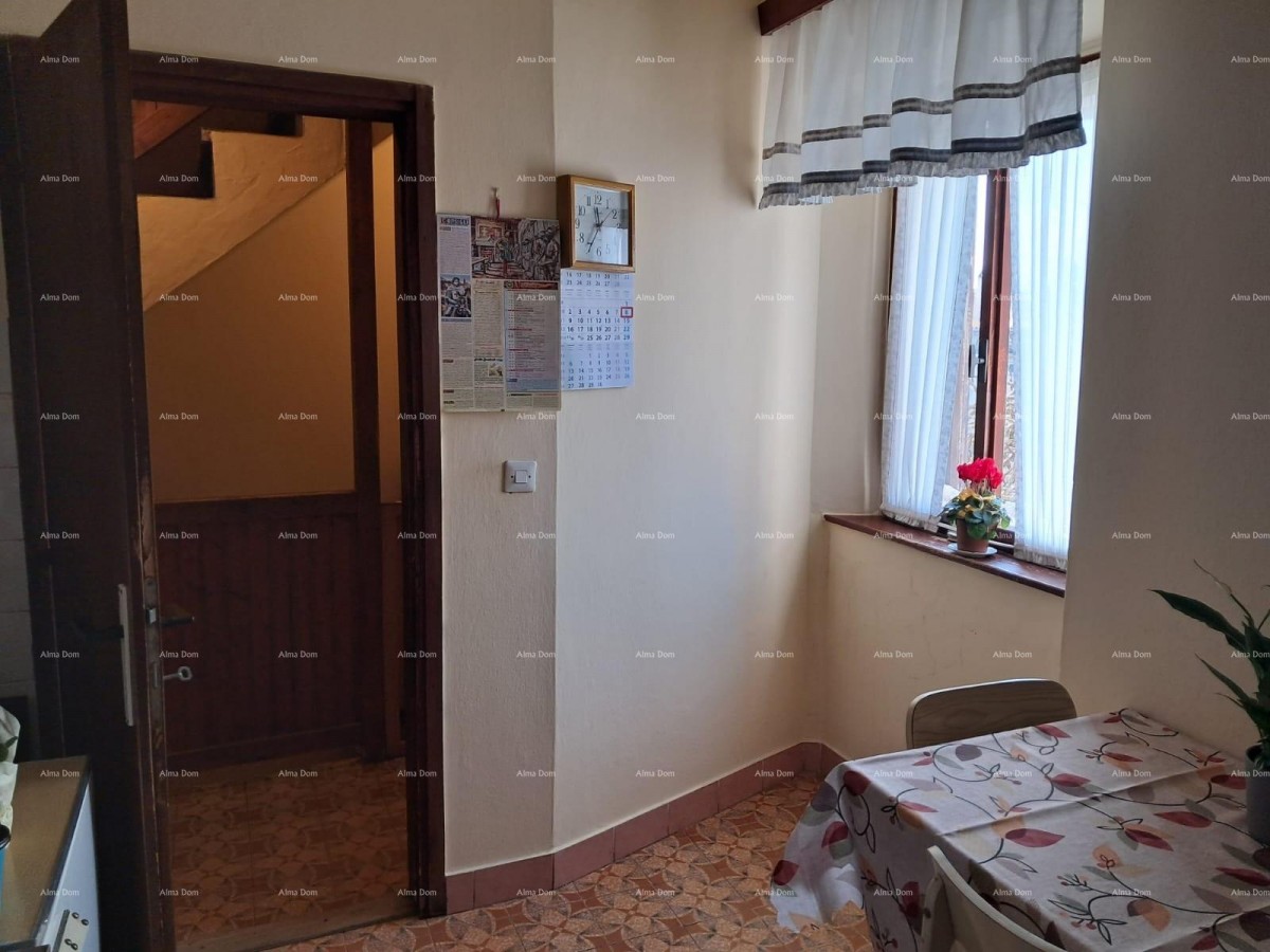 Buje! Casa su tre piani in centro 7