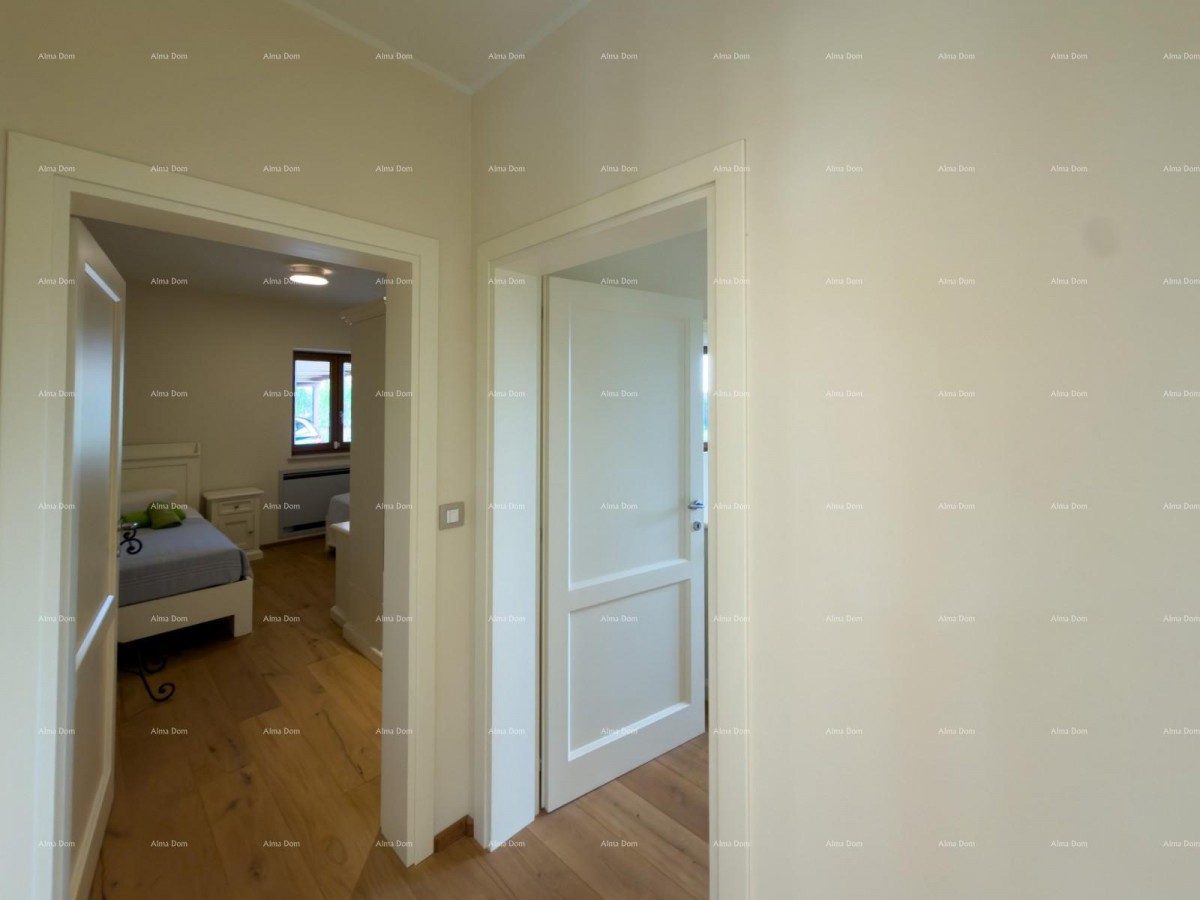 Vendiamo una villa con vista sui Brioni! 21