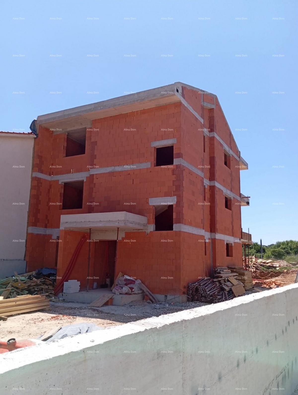 Novi projekt – stan v Valbandonu, 650 m od morja 1