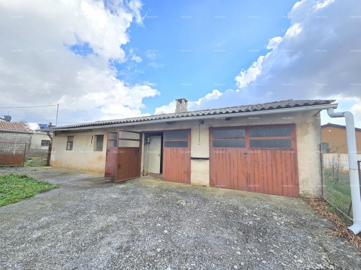 Authentic Istrian Property Near Žminj – House with Great Potential! 31