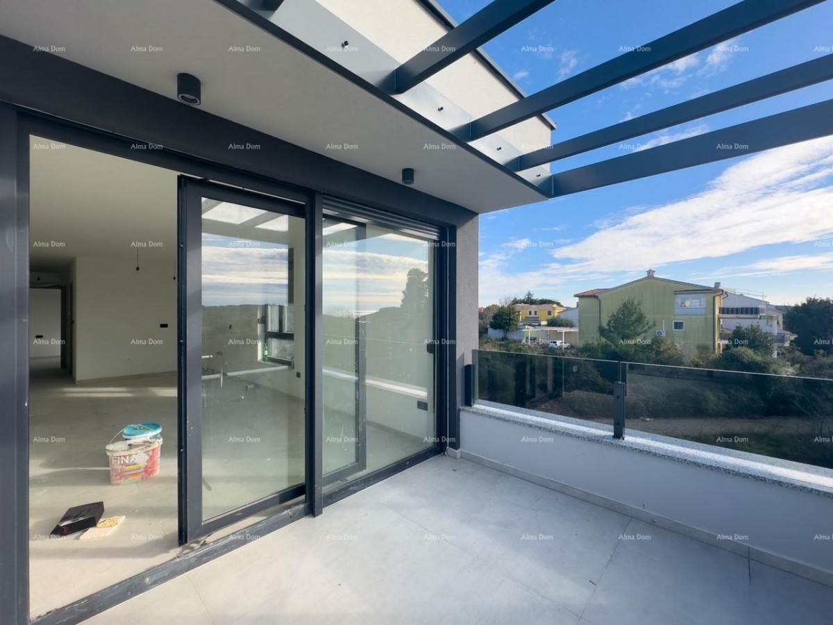 We are selling an apartment in a new building in Banjole. 16