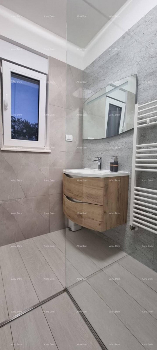 The translation of the title to Slovenian is:  