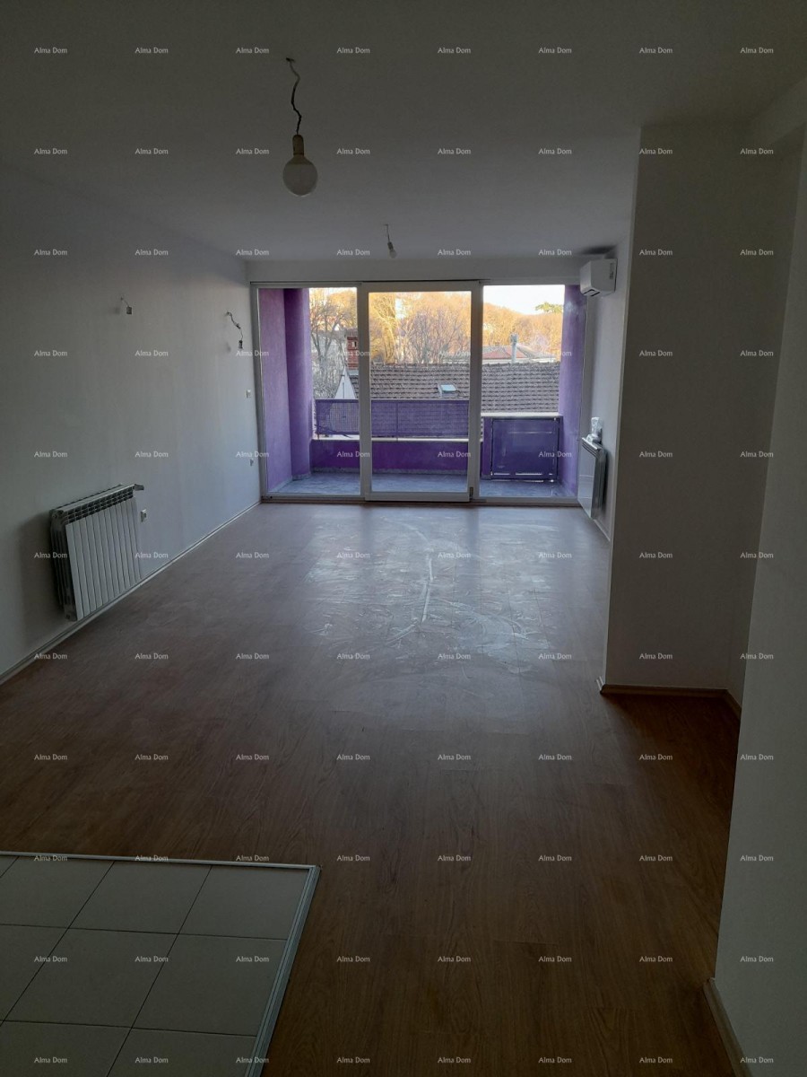PULA – STAN 83,37 m² S GARAŽNIM PARKIRNIM MJESTOM I SPREMIŠTEM 2
