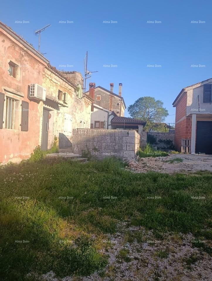 House for Sale – Sveti Lovreč, with Auxiliary Building and Garage 2