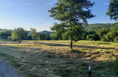 PIĆAN, Building land with a view of Učka