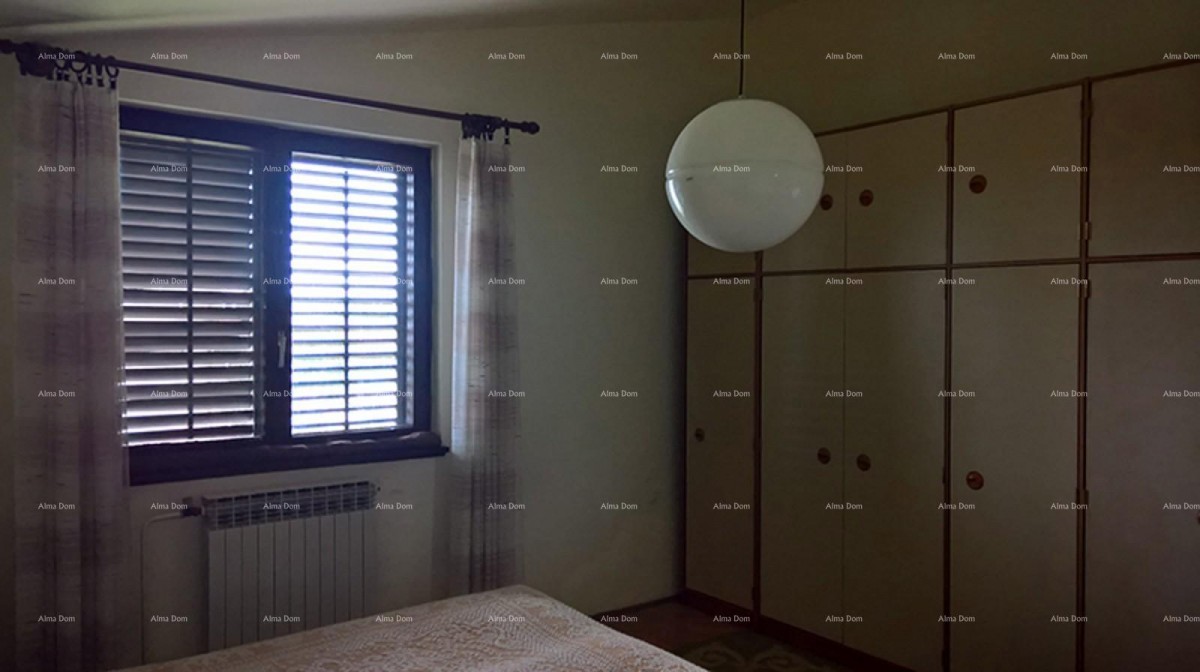 PULA – Škatari, family detached house with a large yard 13