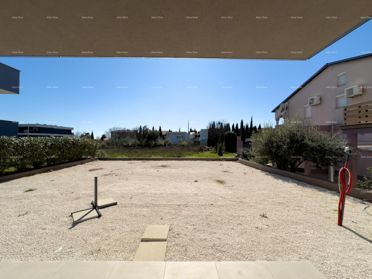 Stiamo vendendo un nuovo appartamento con un ampio giardino a Medolino! 19