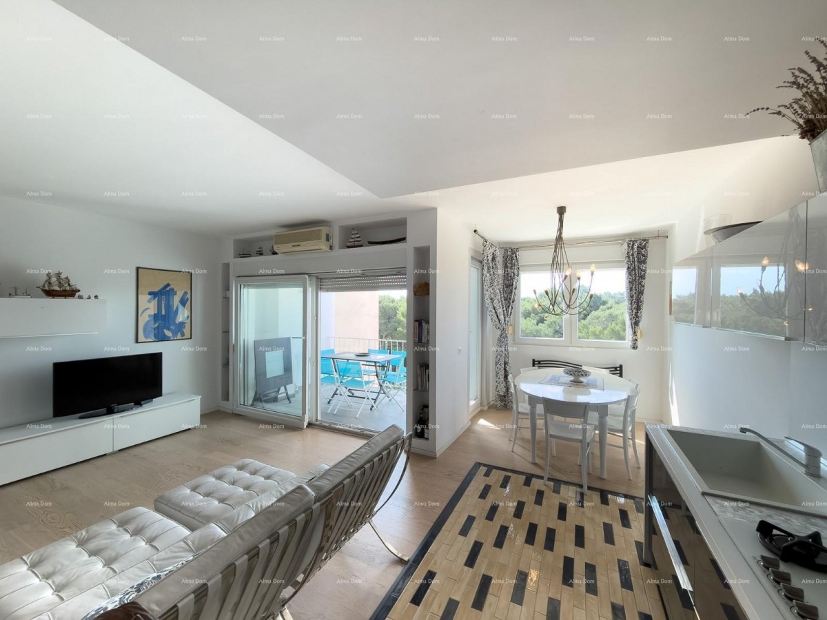 Продажа - квартира с видом на море - две минуты до набережной Лунгомаре, Пула! 3