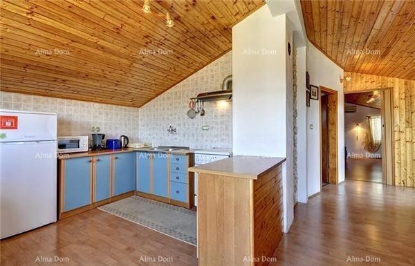 In vendita: Casa con appartamenti, piscina e vista mare – Banjole! 17