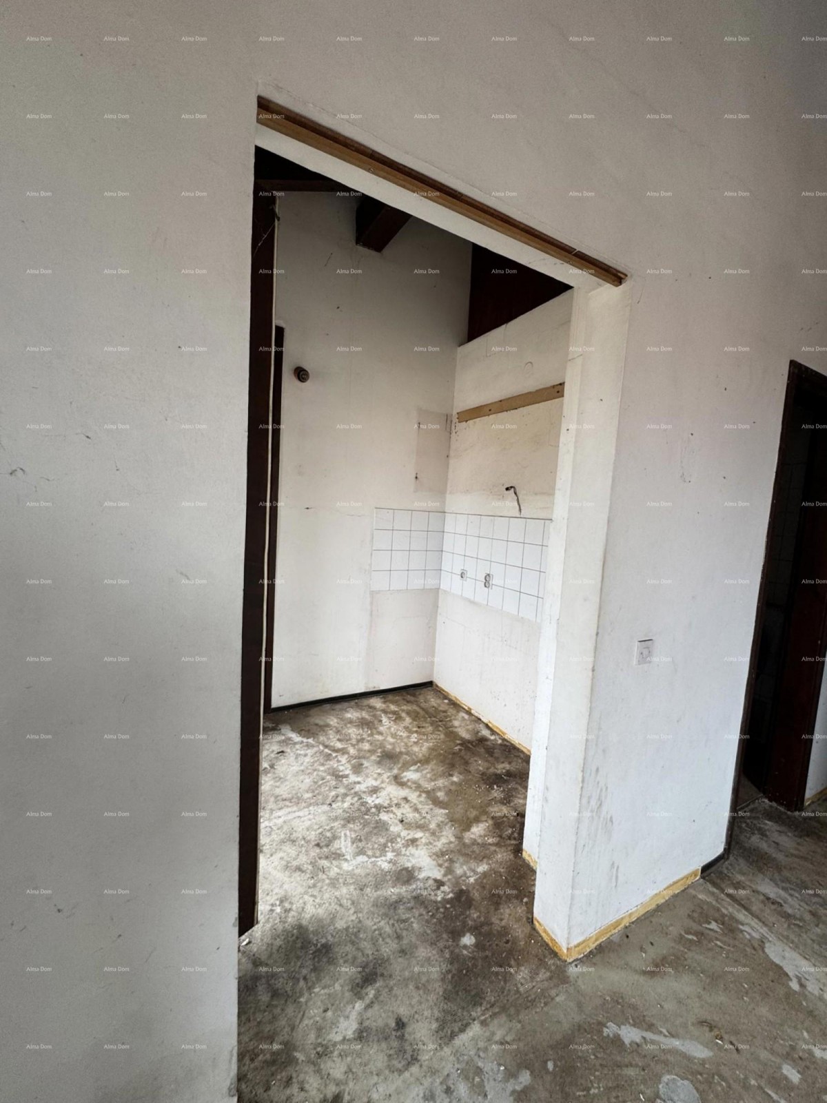 Červar Porat – 2-bedroom apartment with a gallery, 100 m from the sea 3