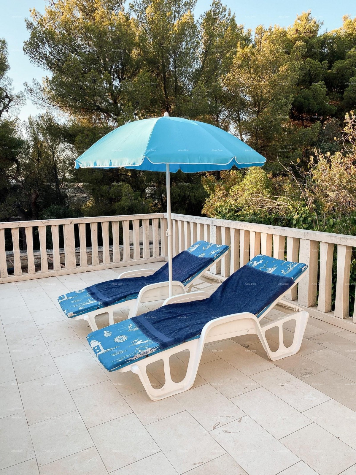 Lepa vila za prodajo na eni izmed najboljših lokacij v Supetru, otok Brač! 7