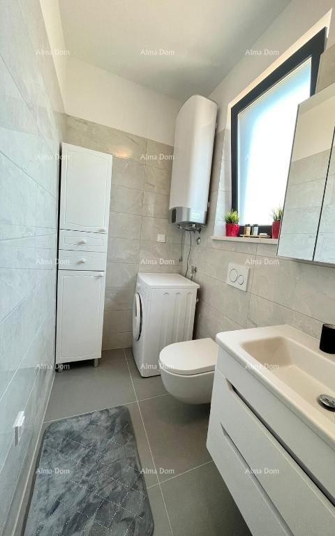 Современный дом с бассейном в Медулине 8