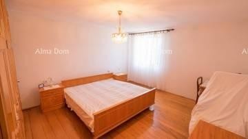 Authentic Istrian Property Near Žminj – House with Great Potential! 4