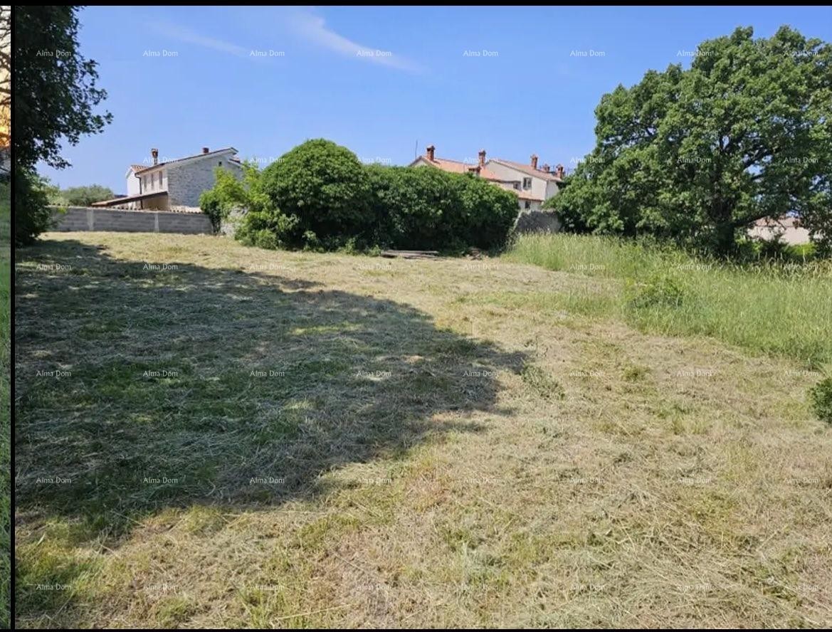 Štinjan, građevinska parcela površine 702 m² 2