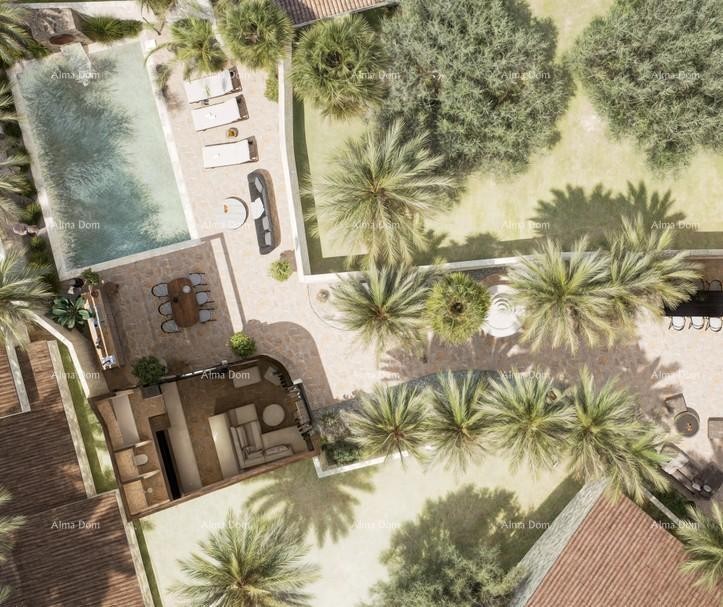 Kamena dalmatinska villa u staroj jezgri- idealna investicijska prilika- Supetar! 2