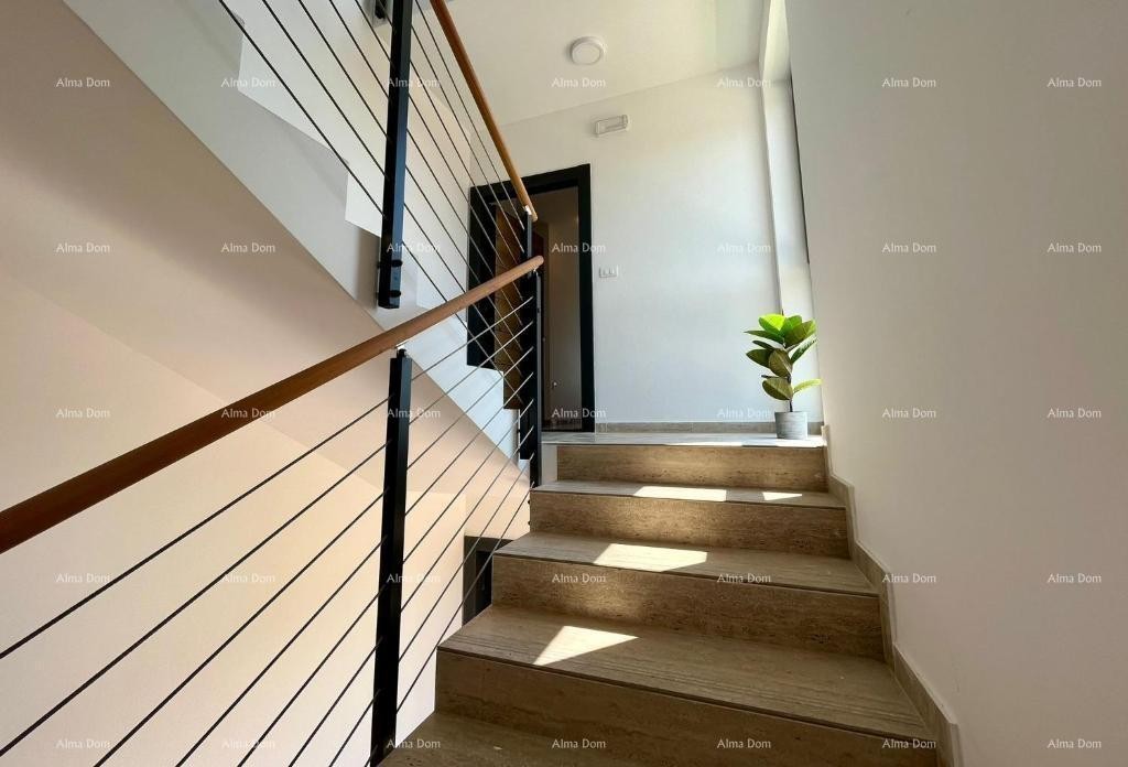 Современный дом с бассейном в Медулине 15