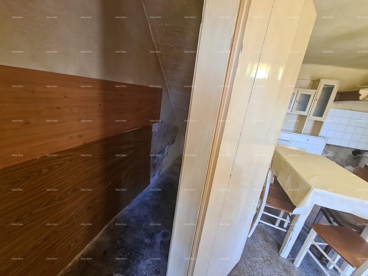 Istarska kamena hiša za renovacijo 29
