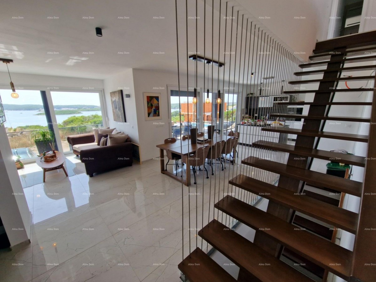 Prodaja luksuzne vile v Medulinu – 100 m od morja 16