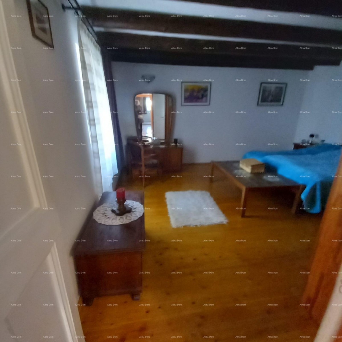 Casa spaziosa a Marčana con tre piani e giardino in vendita. 30