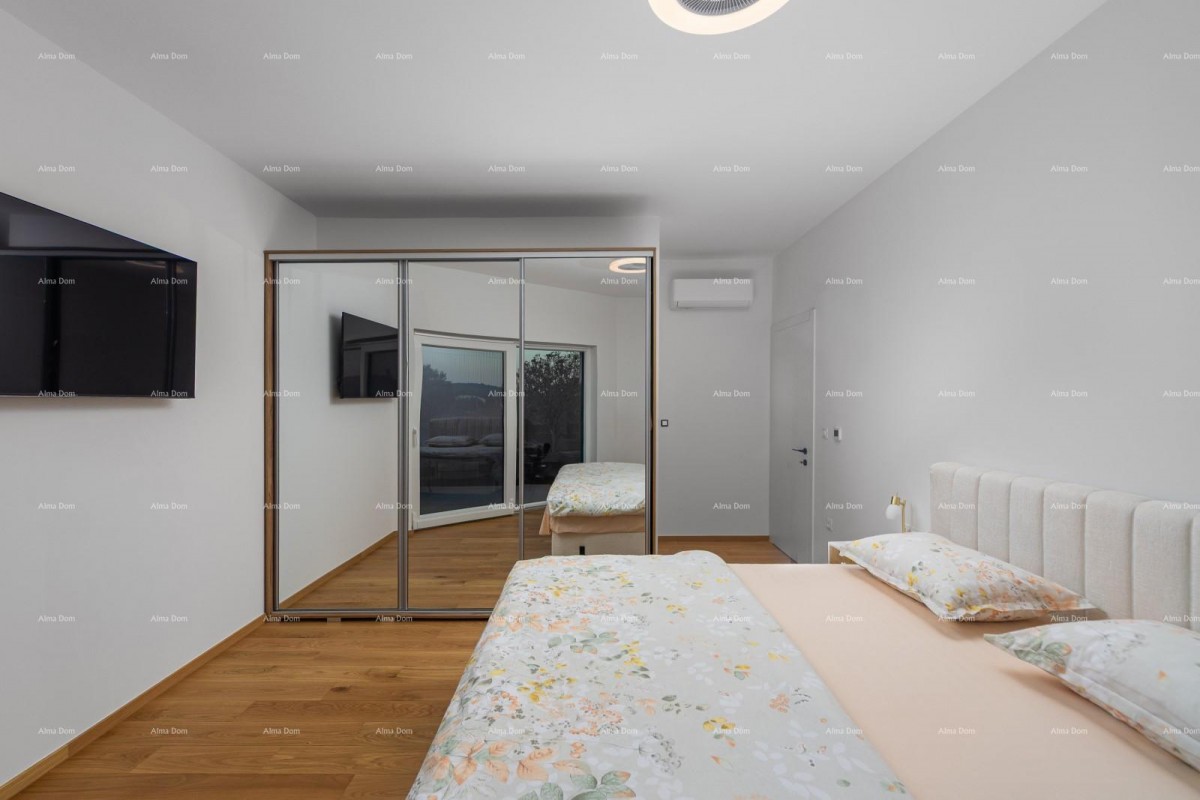 Продажа - новостроенная, современная и эксклюзивная вилла с бассейном, Волме, Пула! 30