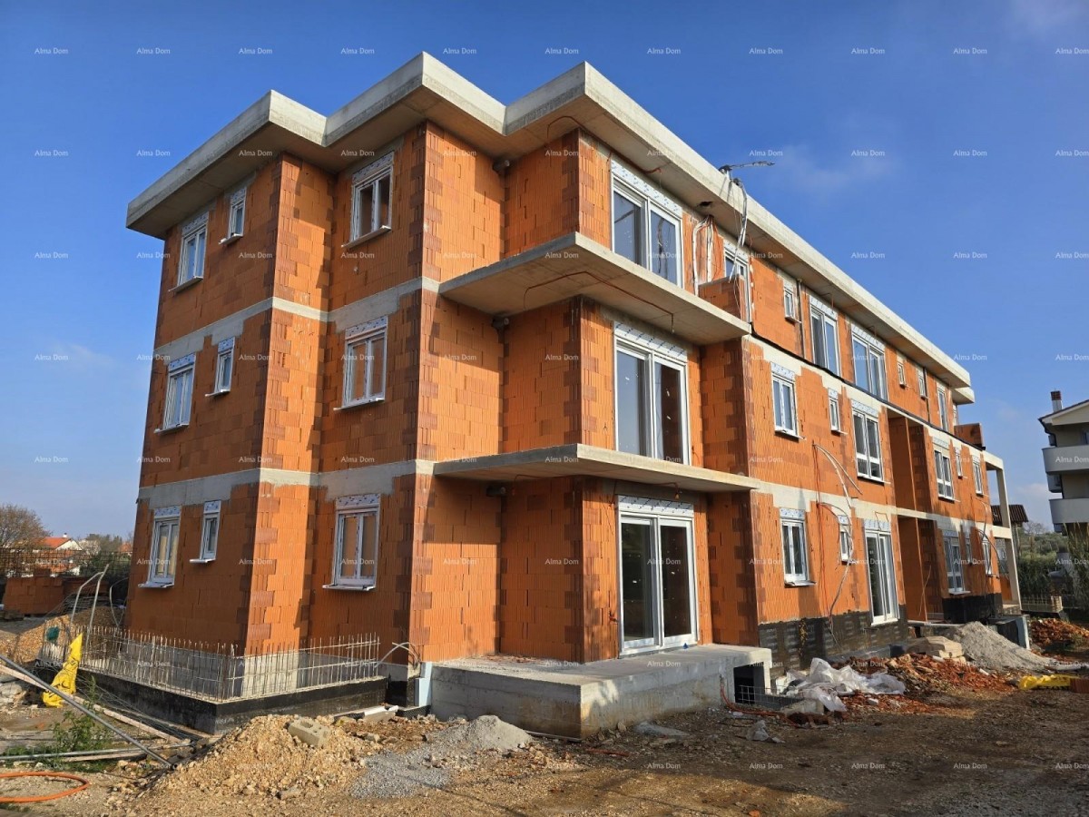 For sale: Apartment in a new residential project with parking space - in Štinjan! 1