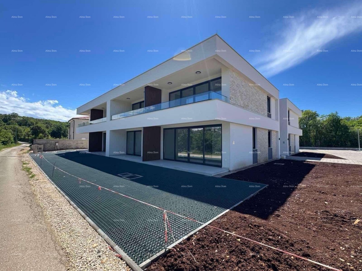 Продажа - Квартира в строительстве с двором и парковочным местом, близость к Ровиню! 14