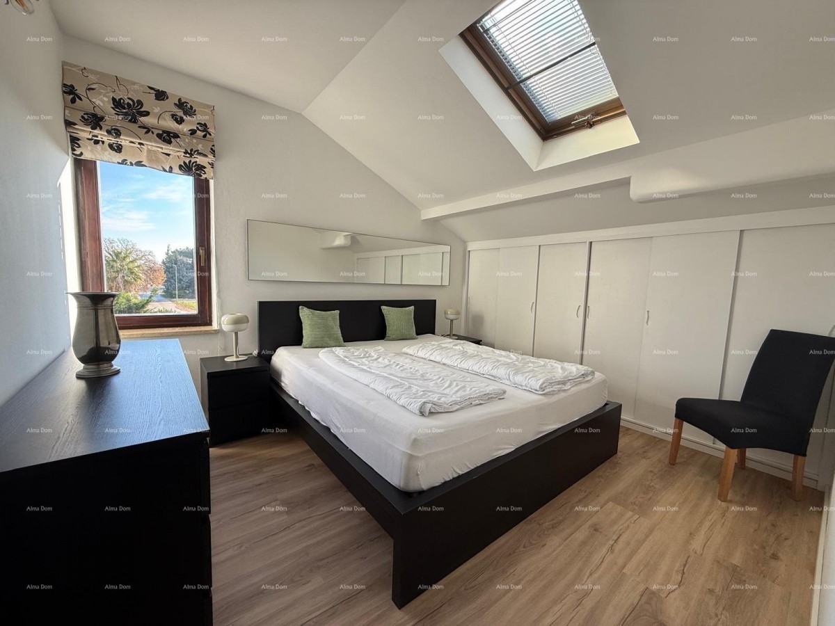 Medulin. Two-bedroom apartment with a view right by the sea 8