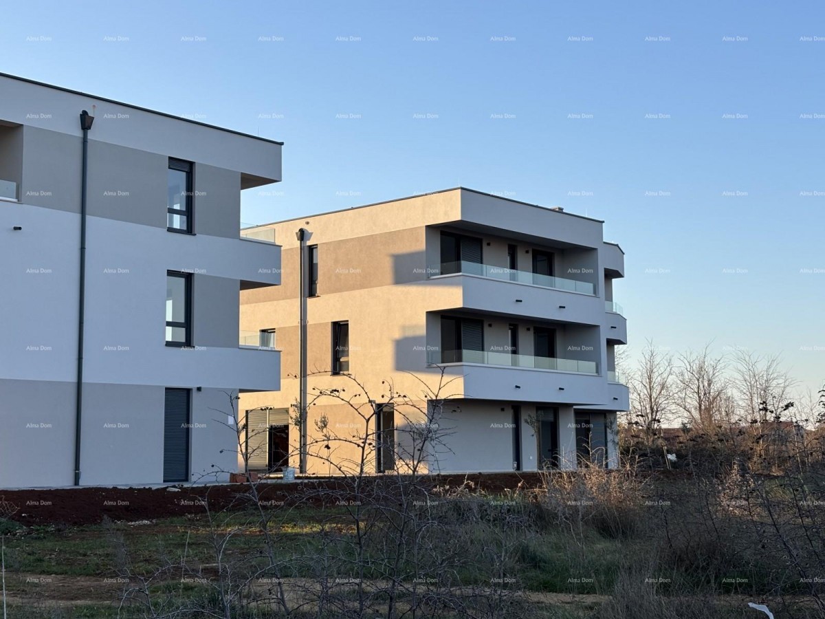 PULA, Valdebek - Stanovanje v pritličju z vrtom v novogradnji / B1 4