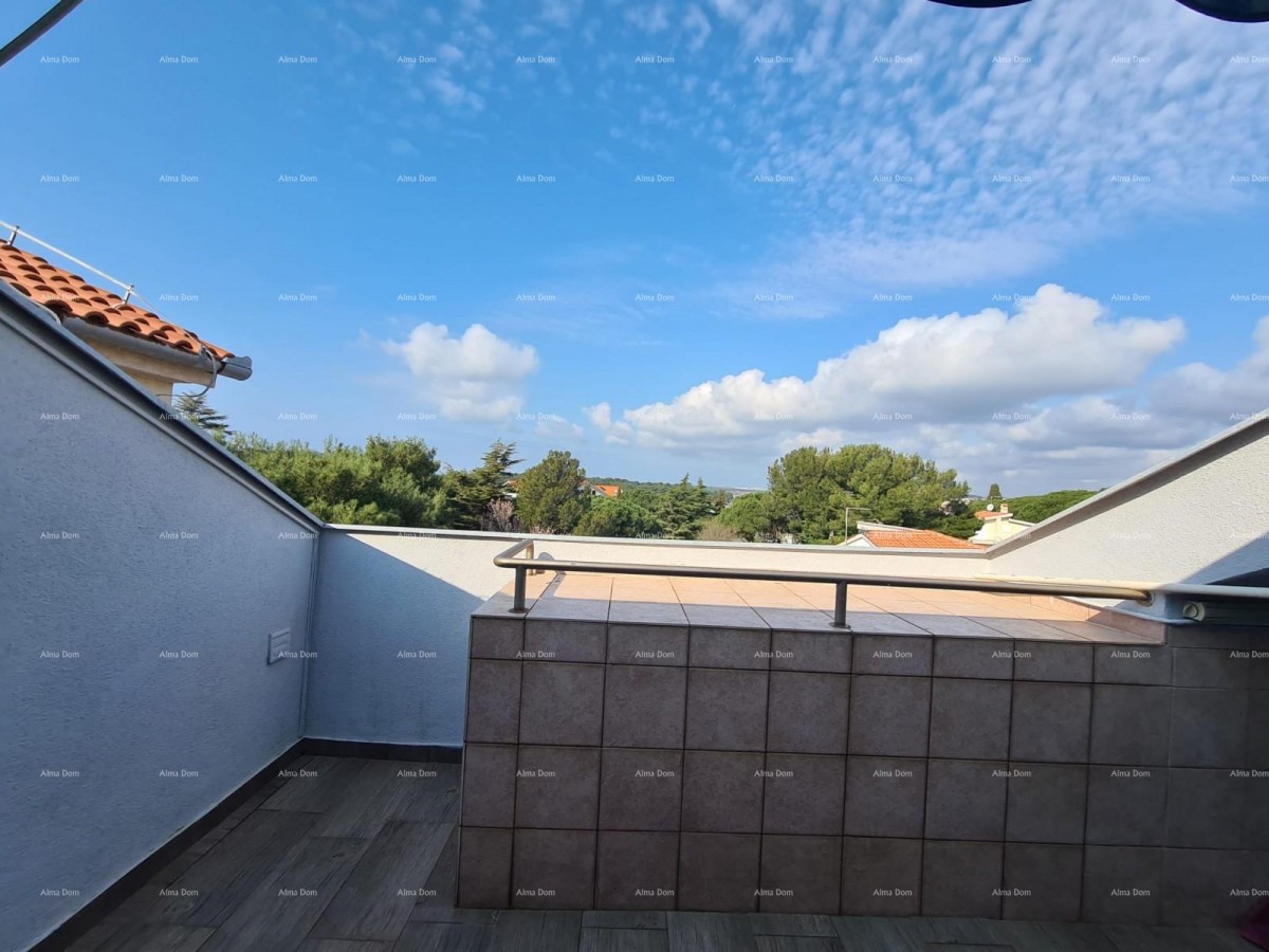 Excellent opportunity! Apartment for sale in a prime location, Medulin! Just a five-minute leisurely walk to the sea and beaches. Immediate proximity to the campsite. 3