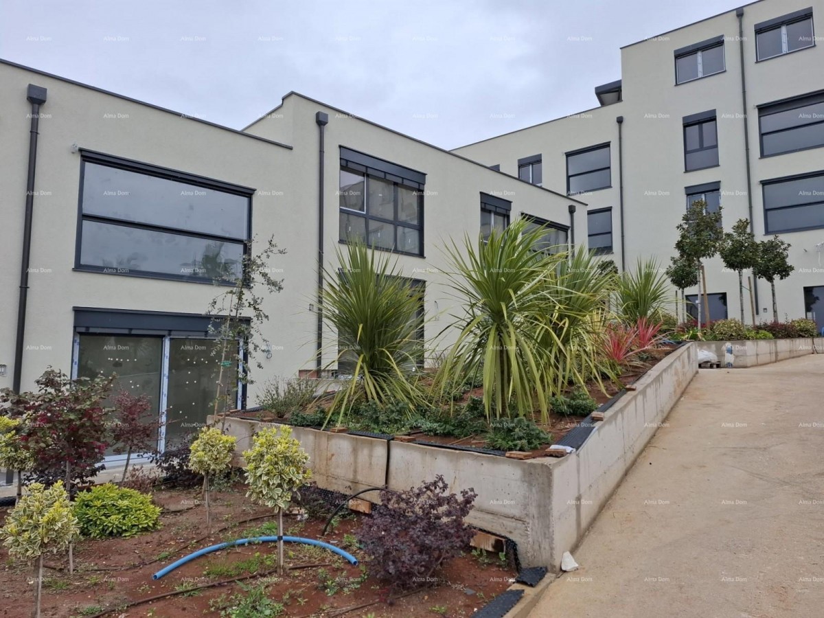 Prodaja garsonijere u novom stambeno-poslovnom objektu – S102, Poreč! 1