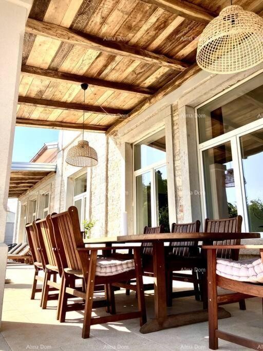 Продается красивый и современный дом, Пореч 4