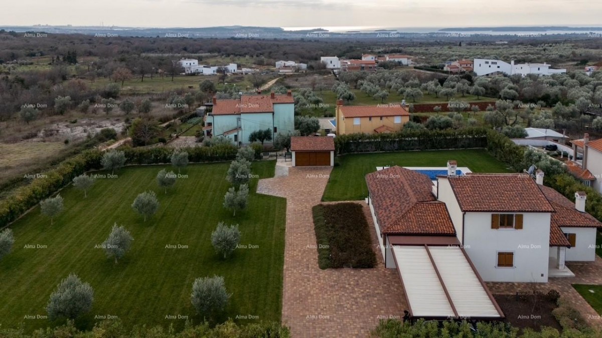 Vendiamo una villa con vista sui Brioni! 48