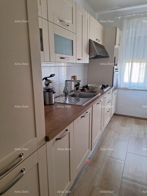 УМАГ – квартира в центре, 300 м от моря 1