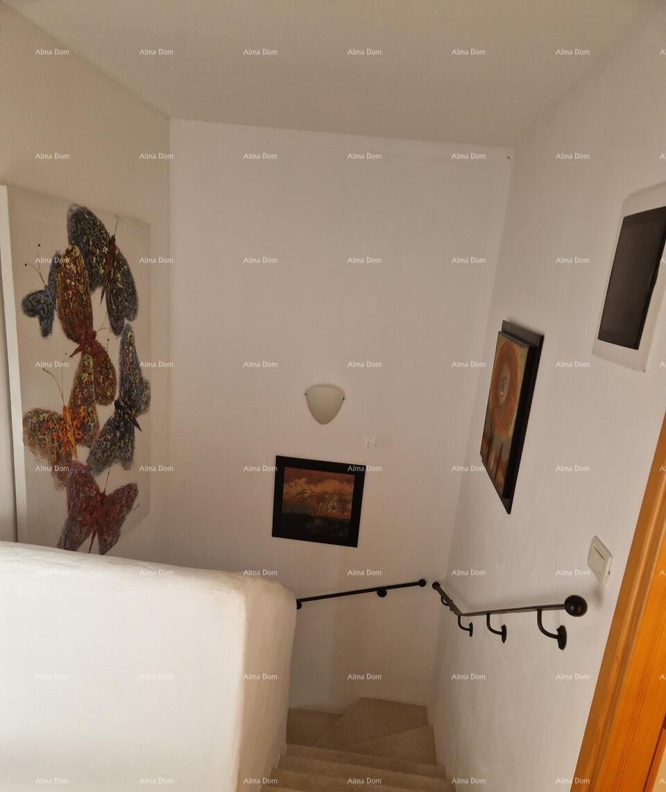 BUJE – House with a Pool and Panoramic View 7