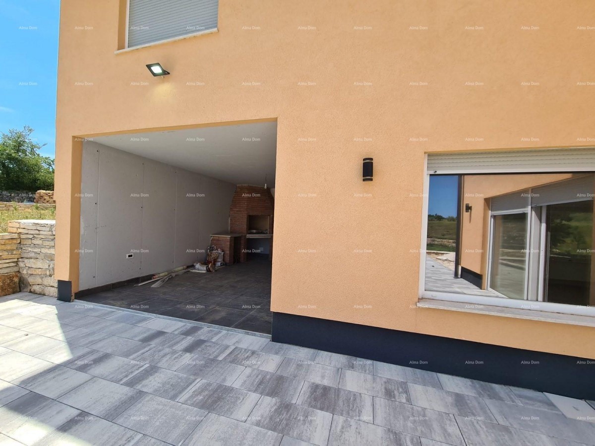 Modern House, New Construction 8