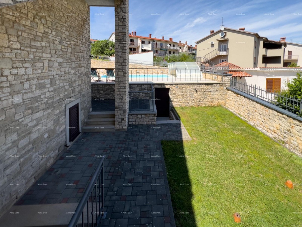 Beautiful house with a pool in Pula, ideal for a family or investment. 7