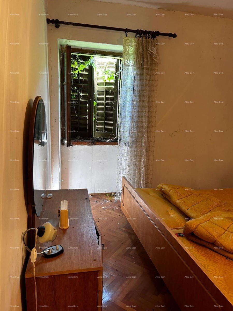 Prodaja hiše s skednjem in zemljiščem v bližini Barbana! 15