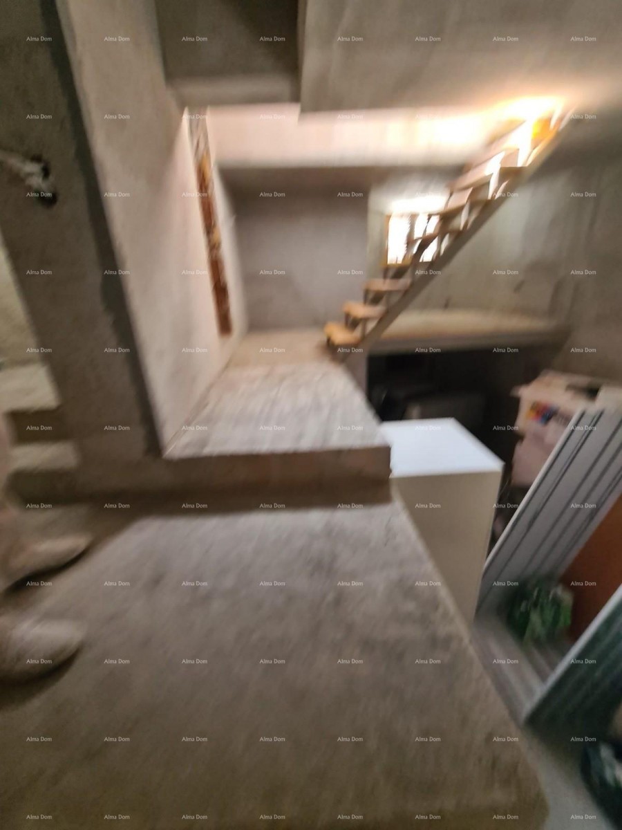 For sale: House with two apartments – Fažana 10