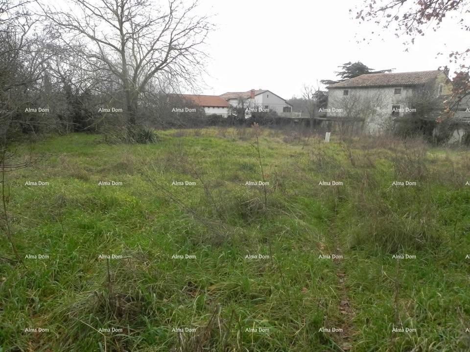 Prodaja - građevinsko zemljište od 730m² na atraktivnoj lokaciji, blizina Rovinjskog sela! 1