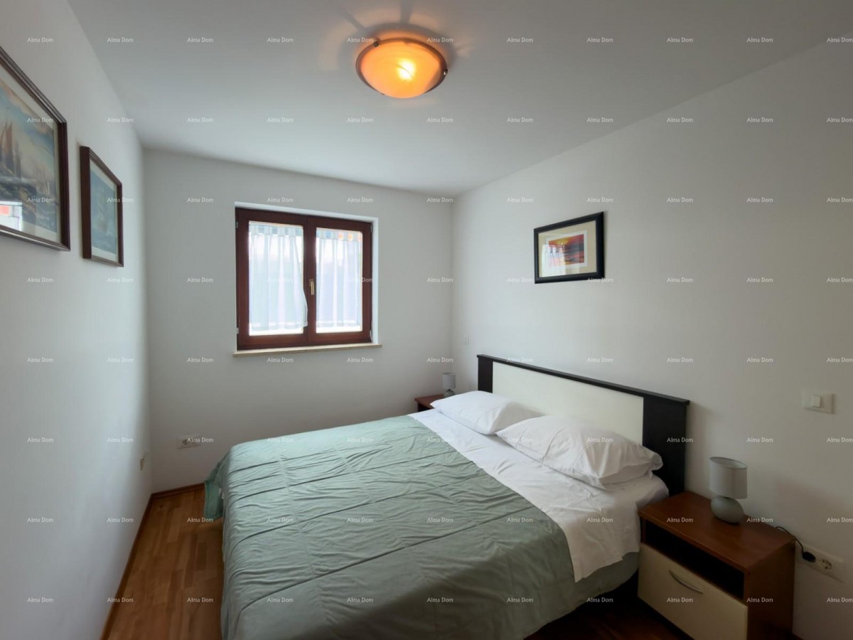 Novigrad, apartment in an attractive location with a pool. 20