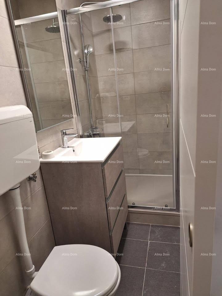 Moderno arredato appartamento con vista mare – Pula, Stoja 8