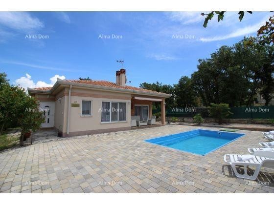 POREČ AREA – Luxuriously furnished ground floor house with a pool on a spacious property 1
