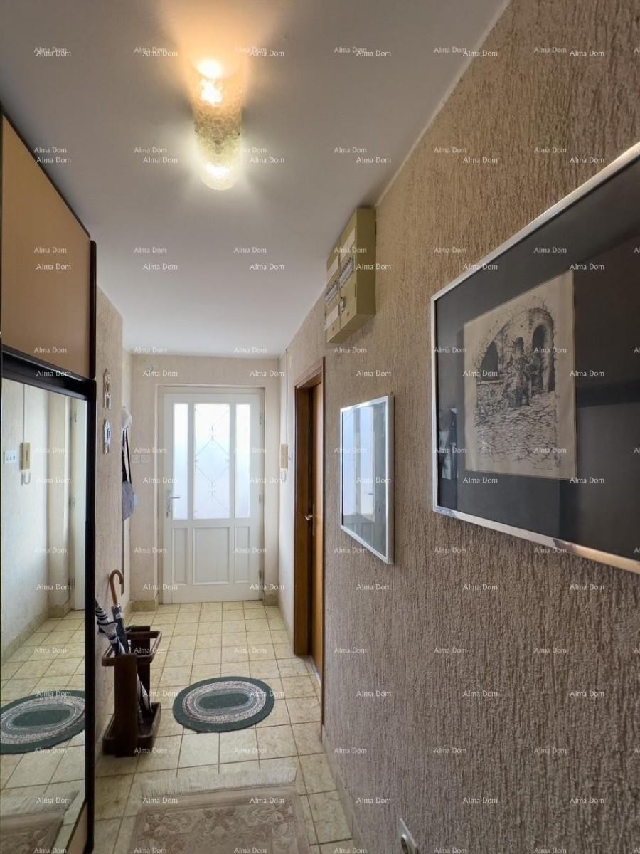 Poslovno-stambena zgrada pored mora, Medulin! 24