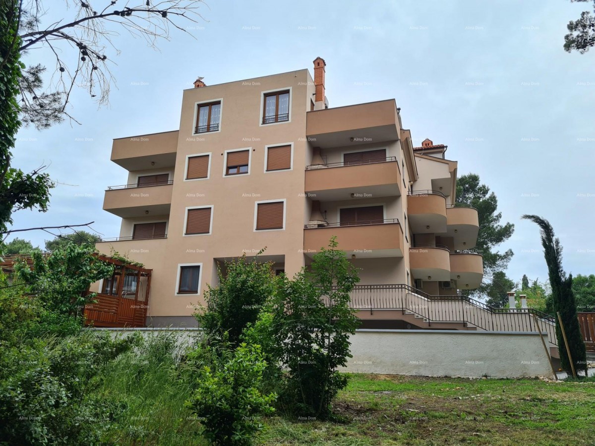 Three-storey apartment with a roof terrace! 100 meters from the sea. 1