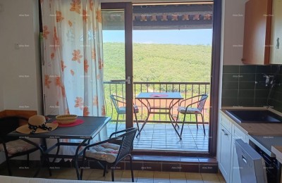 СДЕЛАННАЯ КВАРТИРА С БАЛКОНОМ БЛИЗО МОРЯ – ПАВИЧИНИ, ДУГА УВАЛА