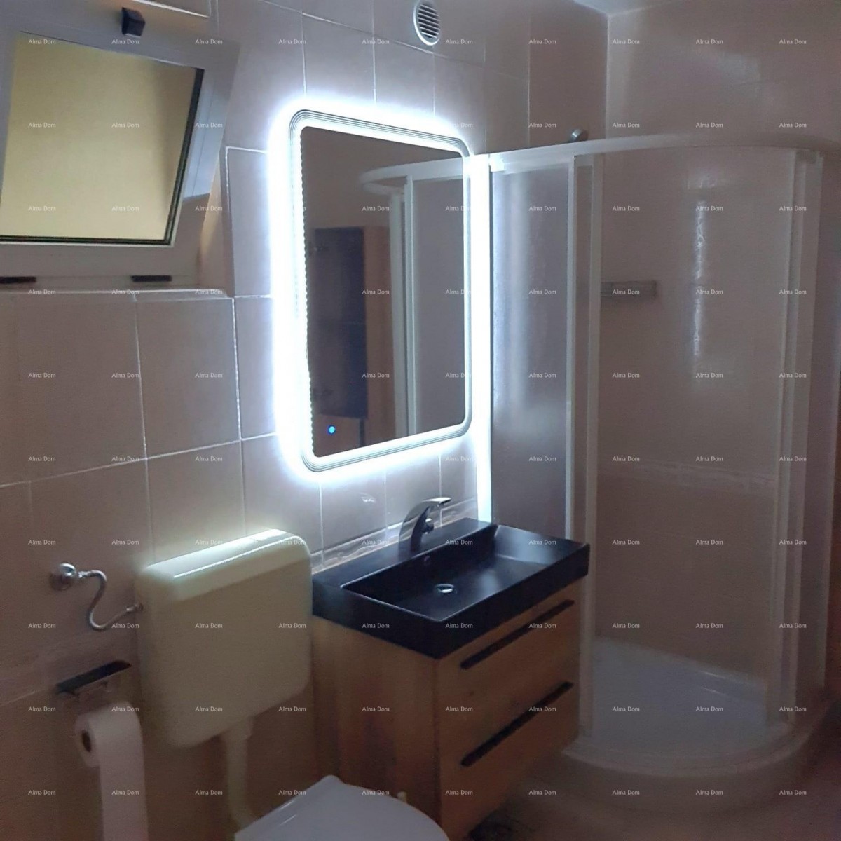 Prodamo samostojno hišo, Marčana 16