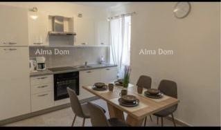 In vendita bilocale nel centro di Rovigno 2