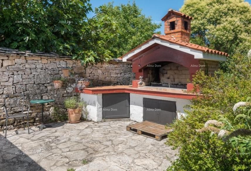 Продается дом с бассейном, Тиньян 11